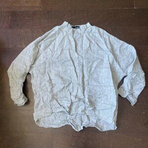 Button up plaid grey